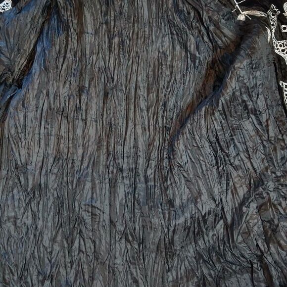 Alberto Makali Crinkle Velvet Black Embroidered Shirt Size Large Button Front - Picture 6 of 9